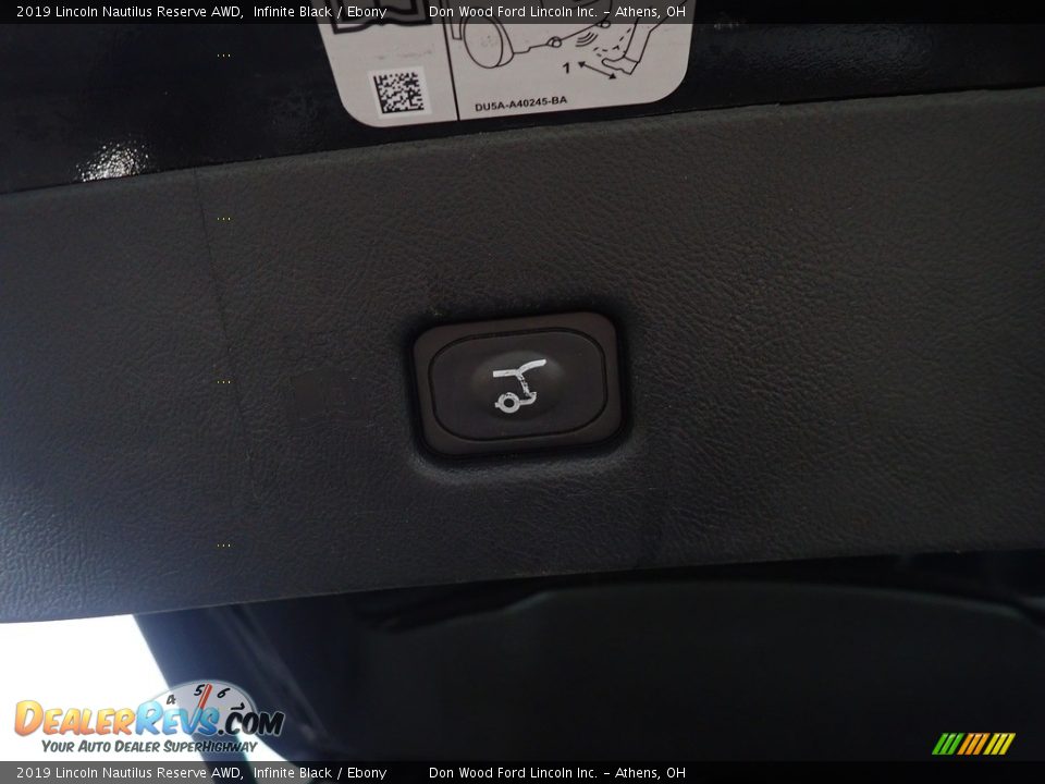 2019 Lincoln Nautilus Reserve AWD Infinite Black / Ebony Photo #17