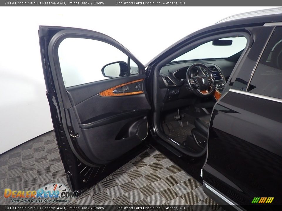2019 Lincoln Nautilus Reserve AWD Infinite Black / Ebony Photo #22
