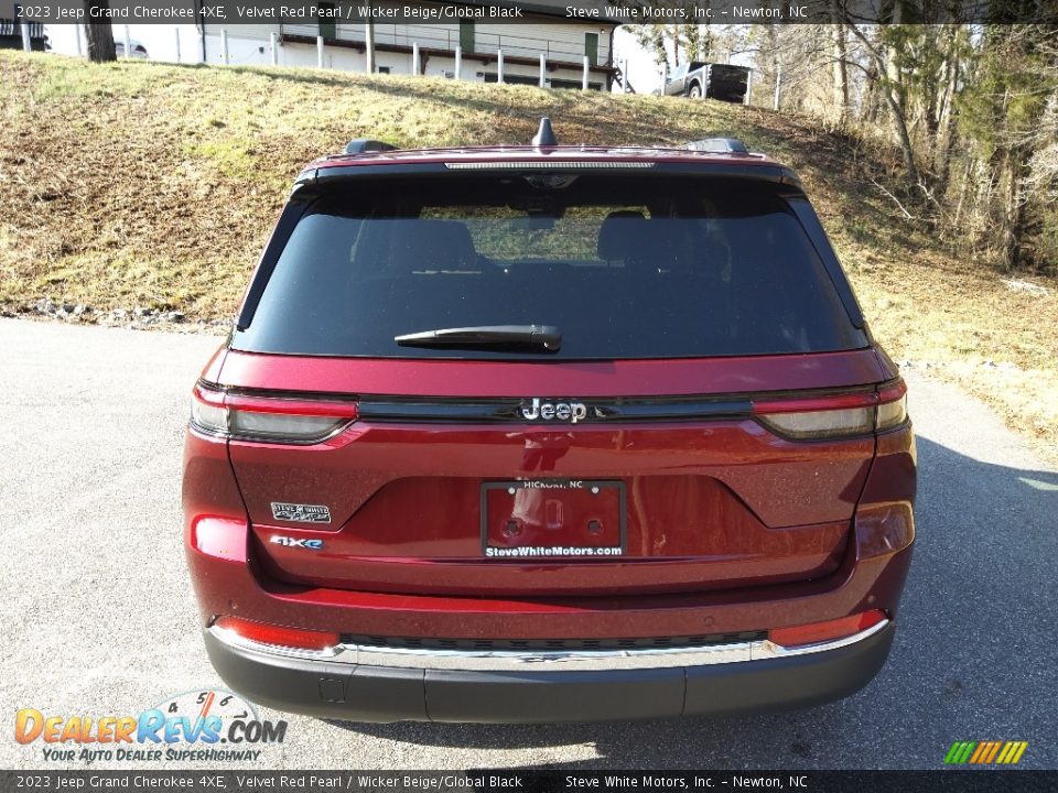 2023 Jeep Grand Cherokee 4XE Velvet Red Pearl / Wicker Beige/Global Black Photo #9