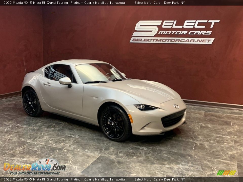 Front 3/4 View of 2022 Mazda MX-5 Miata RF Grand Touring Photo #3