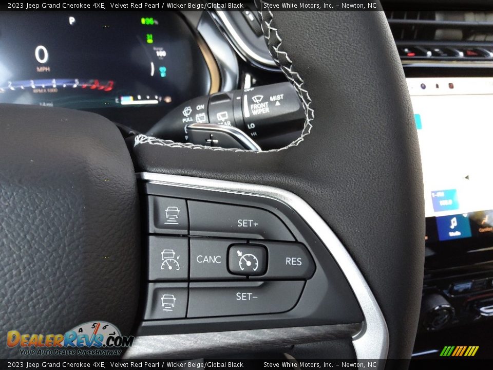 2023 Jeep Grand Cherokee 4XE Steering Wheel Photo #25