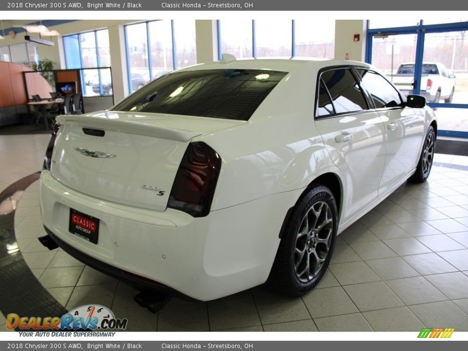 2018 Chrysler 300 S AWD Bright White / Black Photo #7