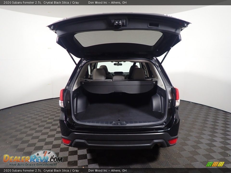 2020 Subaru Forester 2.5i Crystal Black Silica / Gray Photo #12