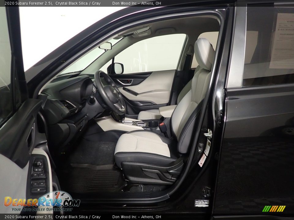 2020 Subaru Forester 2.5i Crystal Black Silica / Gray Photo #18