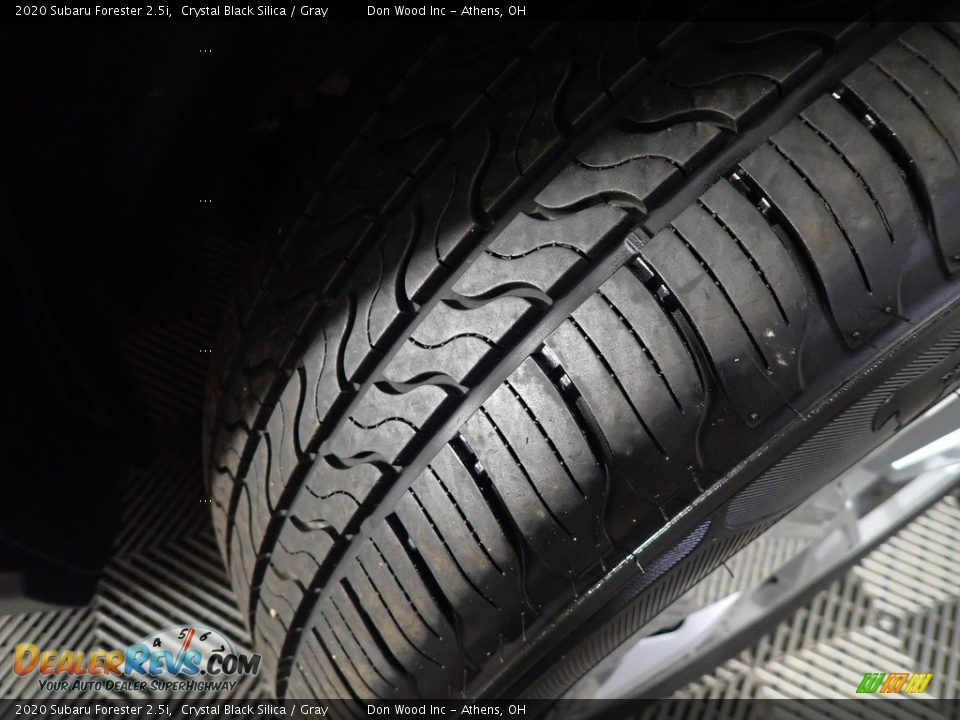 2020 Subaru Forester 2.5i Crystal Black Silica / Gray Photo #36