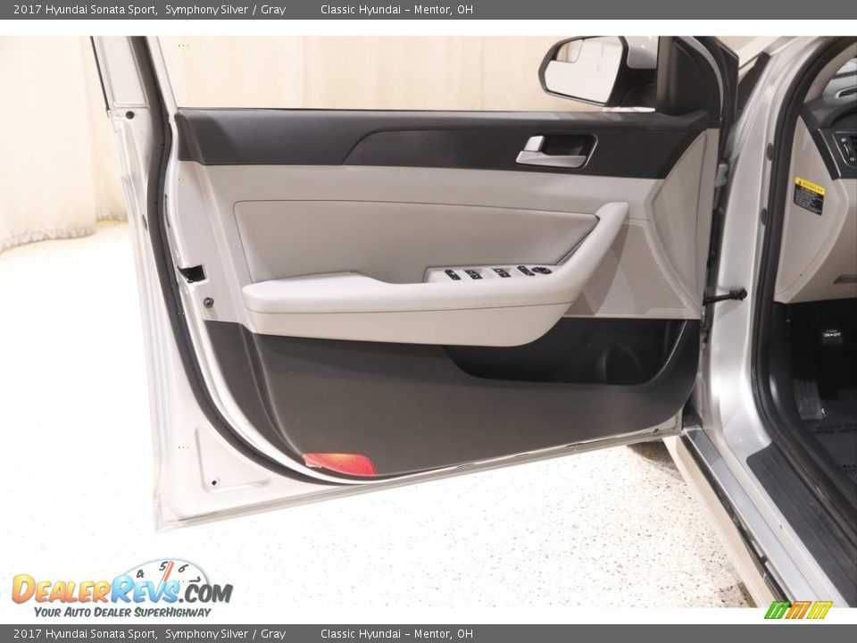 2017 Hyundai Sonata Sport Symphony Silver / Gray Photo #4