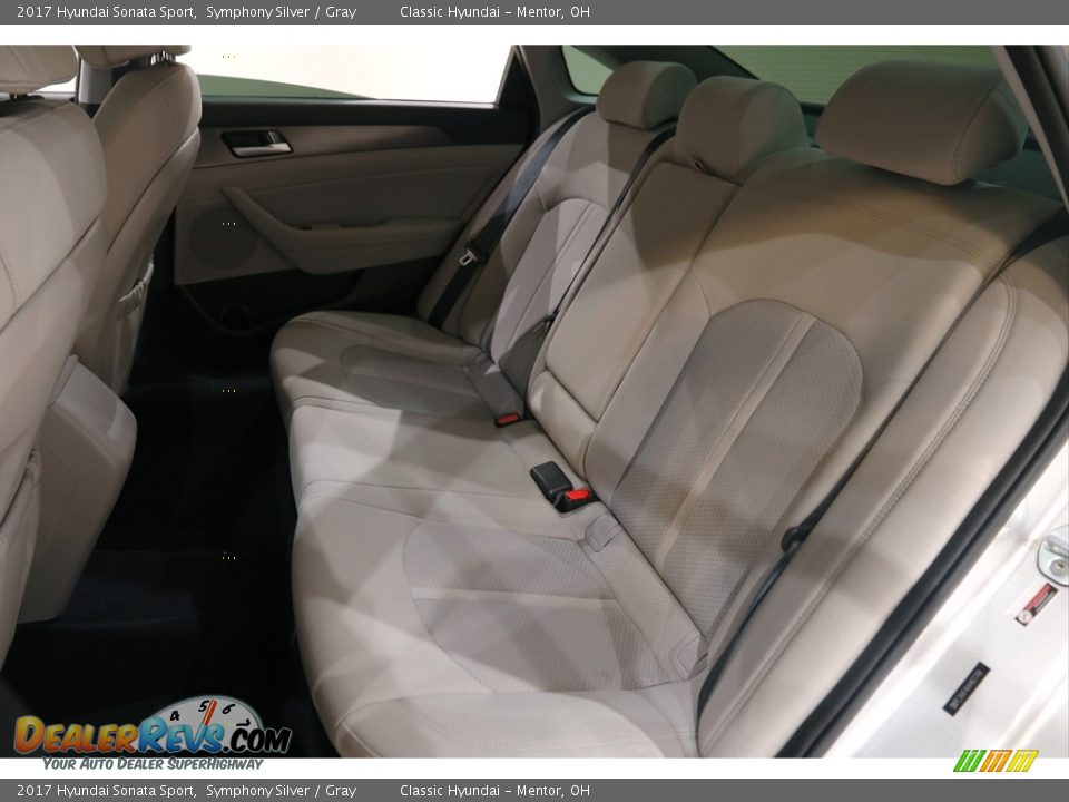 2017 Hyundai Sonata Sport Symphony Silver / Gray Photo #16