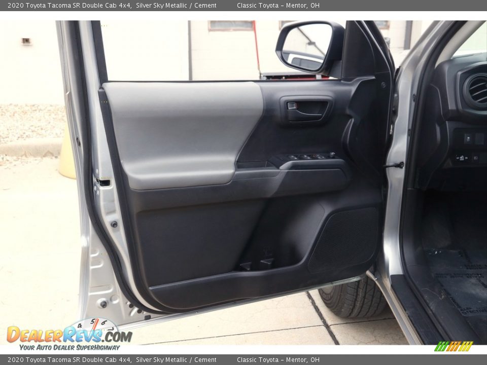2020 Toyota Tacoma SR Double Cab 4x4 Silver Sky Metallic / Cement Photo #4