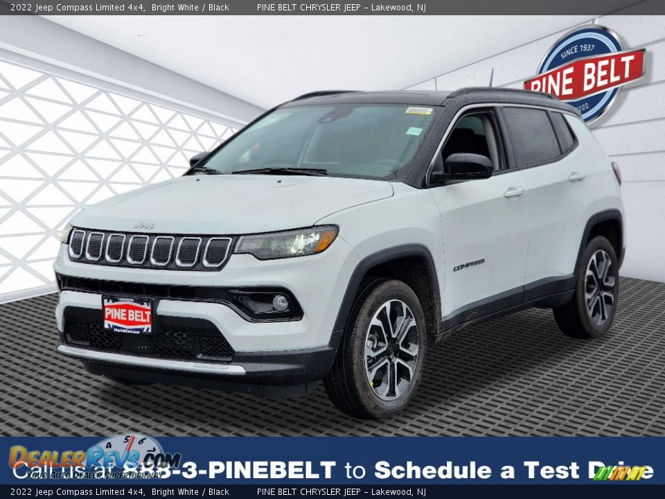 2022 Jeep Compass Limited 4x4 Bright White / Black Photo #1