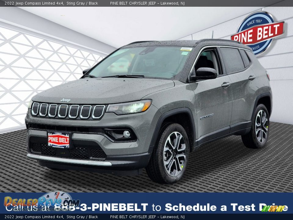 2022 Jeep Compass Limited 4x4 Sting Gray / Black Photo #1