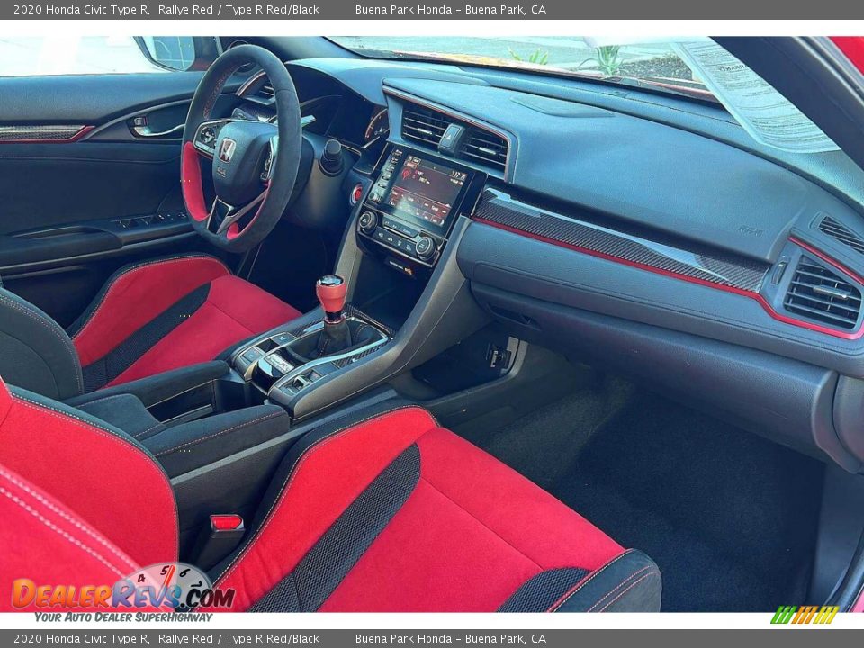 Dashboard of 2020 Honda Civic Type R Photo #16