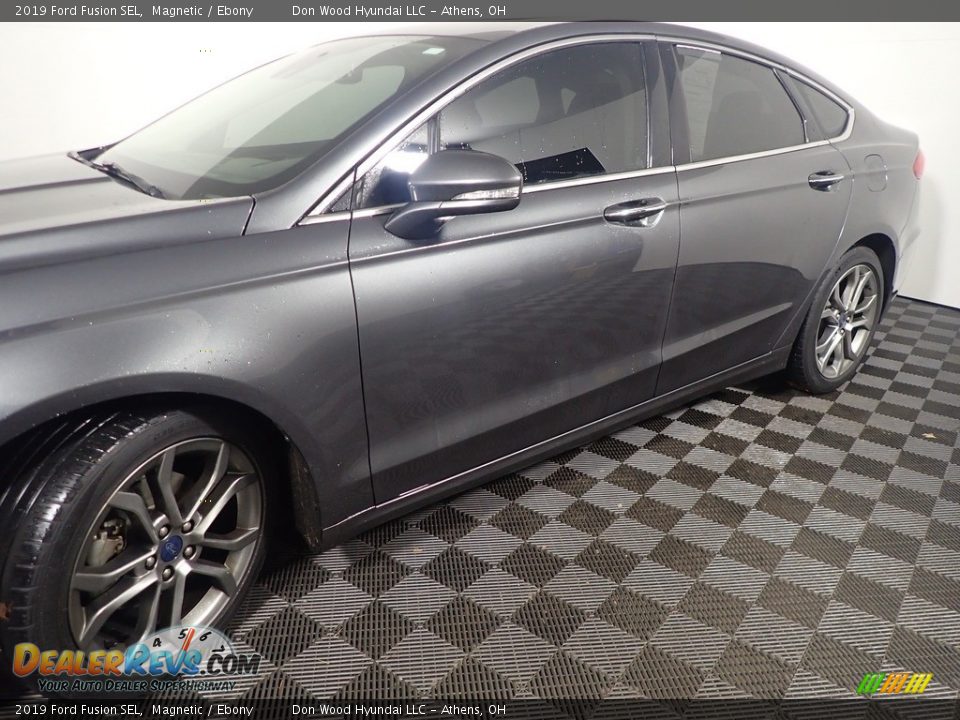 2019 Ford Fusion SEL Magnetic / Ebony Photo #11