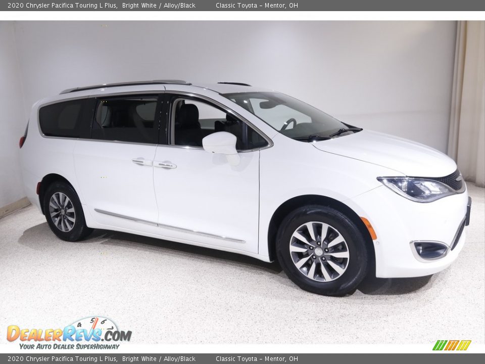 2020 Chrysler Pacifica Touring L Plus Bright White / Alloy/Black Photo #1