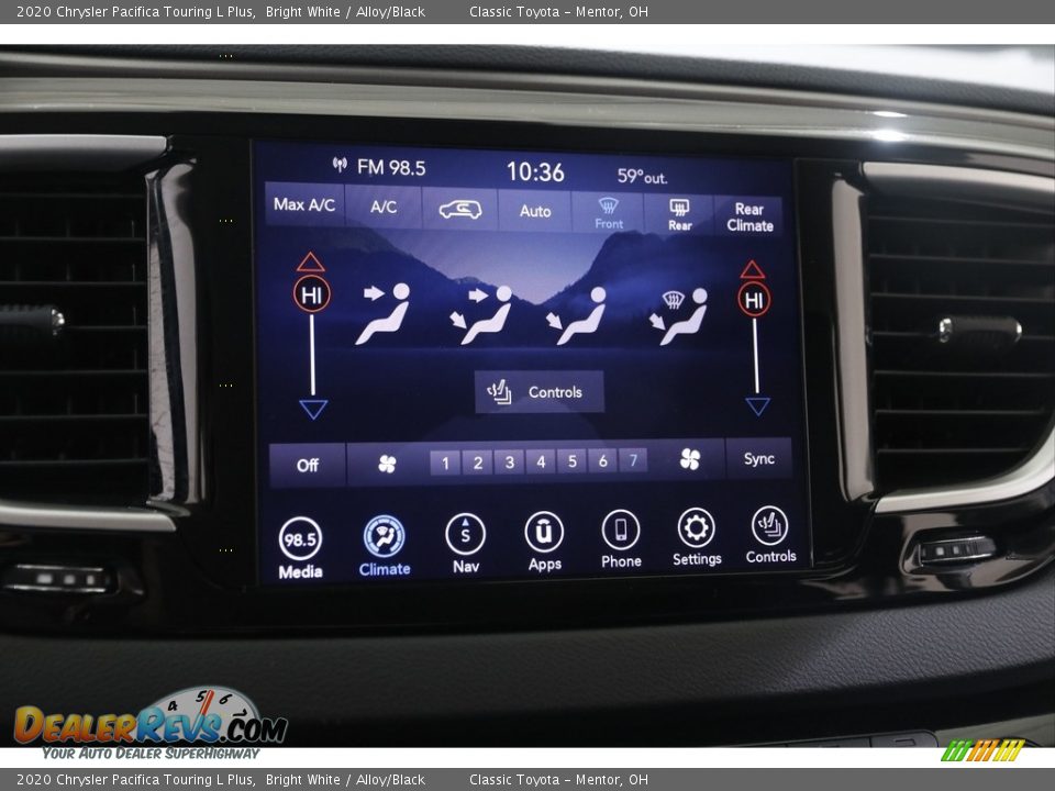 2020 Chrysler Pacifica Touring L Plus Bright White / Alloy/Black Photo #10