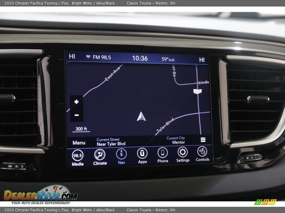 2020 Chrysler Pacifica Touring L Plus Bright White / Alloy/Black Photo #11