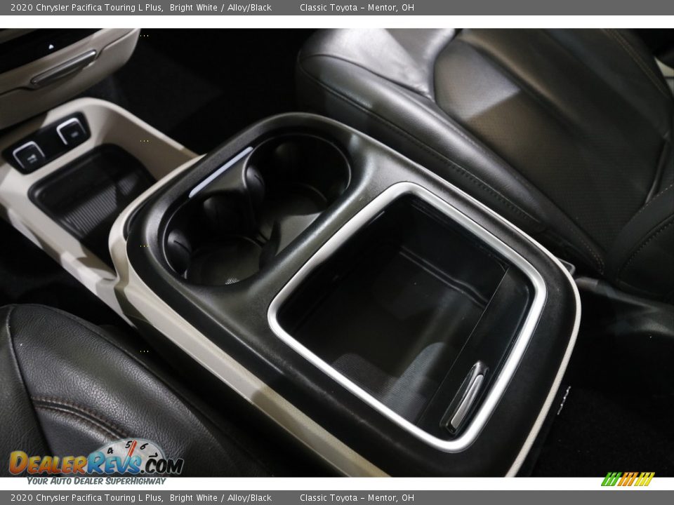 2020 Chrysler Pacifica Touring L Plus Bright White / Alloy/Black Photo #18