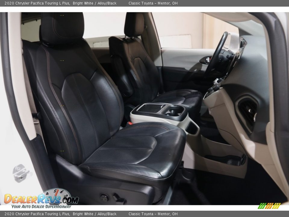 2020 Chrysler Pacifica Touring L Plus Bright White / Alloy/Black Photo #19