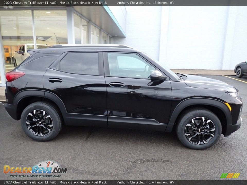 Mosaic Black Metallic 2023 Chevrolet TrailBlazer LT AWD Photo #2
