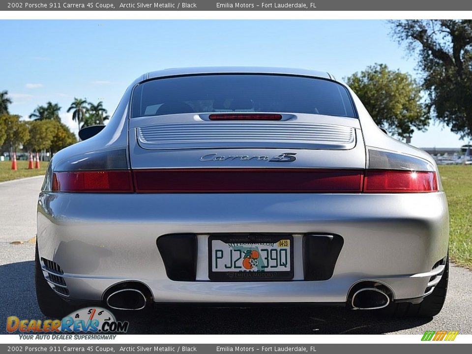 Exhaust of 2002 Porsche 911 Carrera 4S Coupe Photo #5