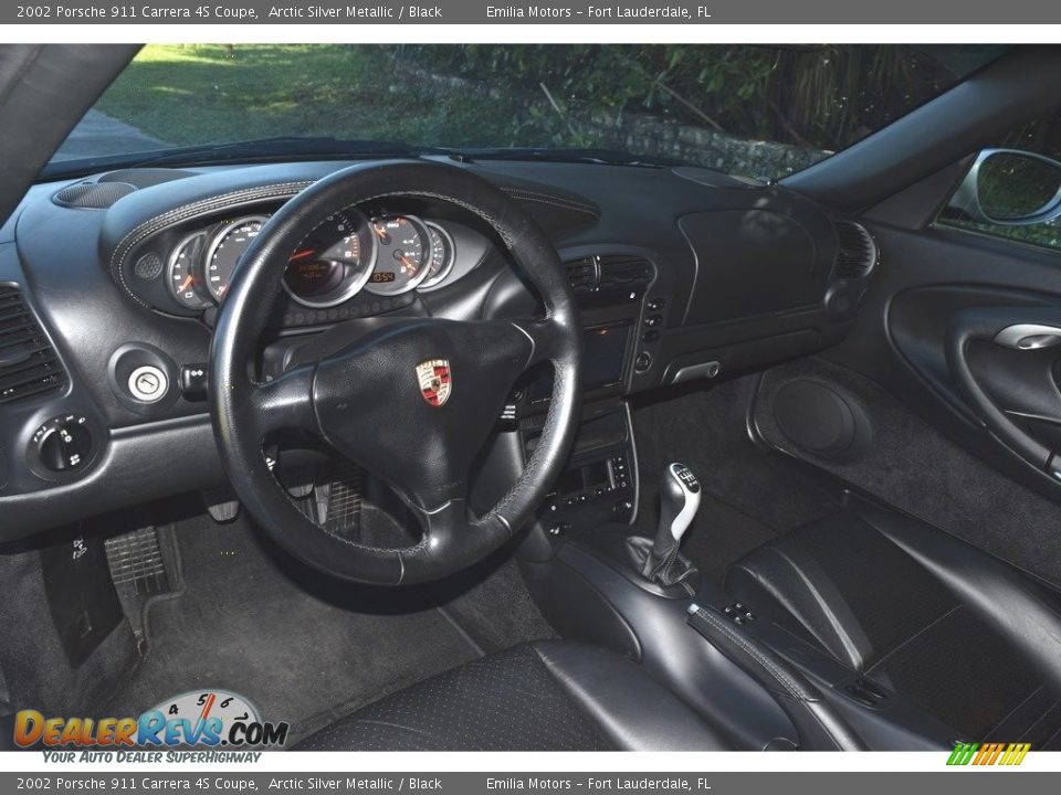 Dashboard of 2002 Porsche 911 Carrera 4S Coupe Photo #31