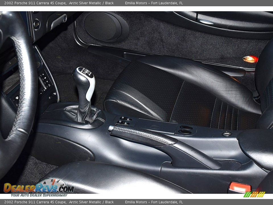 Controls of 2002 Porsche 911 Carrera 4S Coupe Photo #33