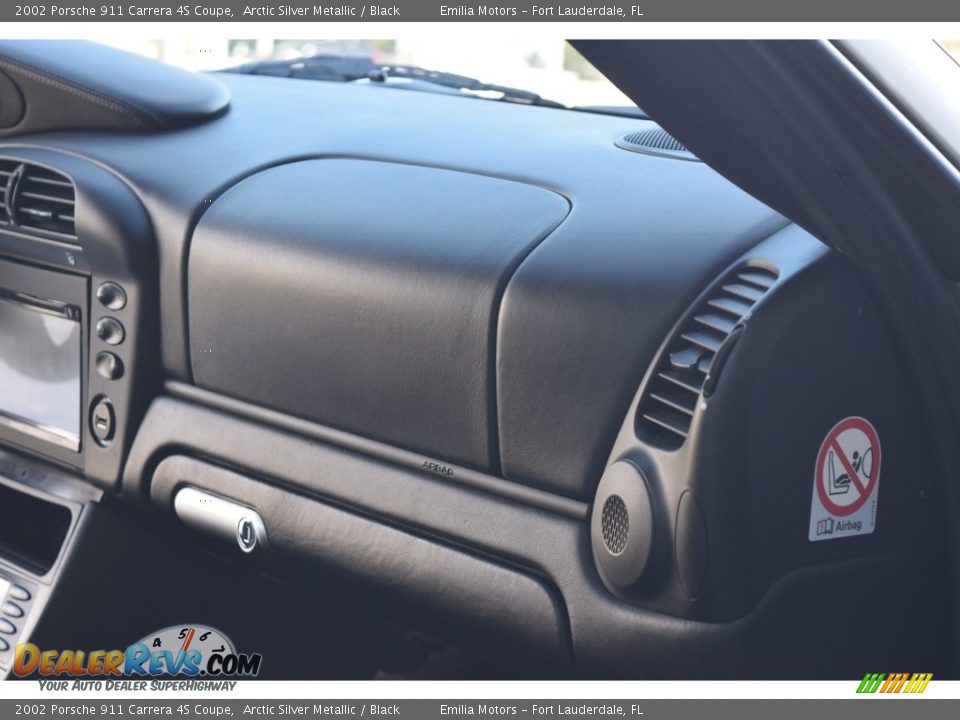 Dashboard of 2002 Porsche 911 Carrera 4S Coupe Photo #40