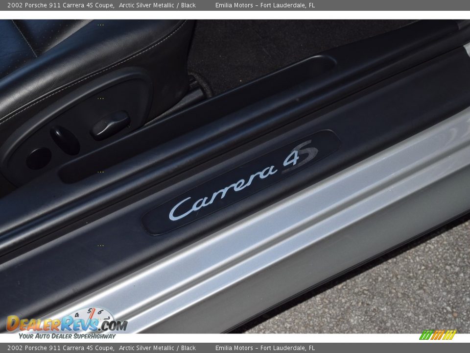 2002 Porsche 911 Carrera 4S Coupe Logo Photo #43