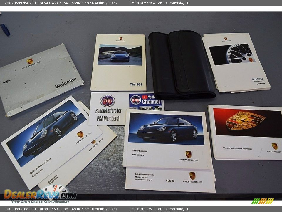 Books/Manuals of 2002 Porsche 911 Carrera 4S Coupe Photo #53