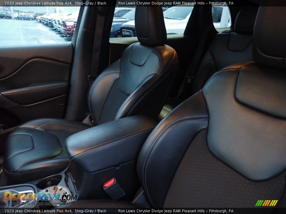 Front Seat of 2020 Jeep Cherokee Latitude Plus 4x4 Photo #11