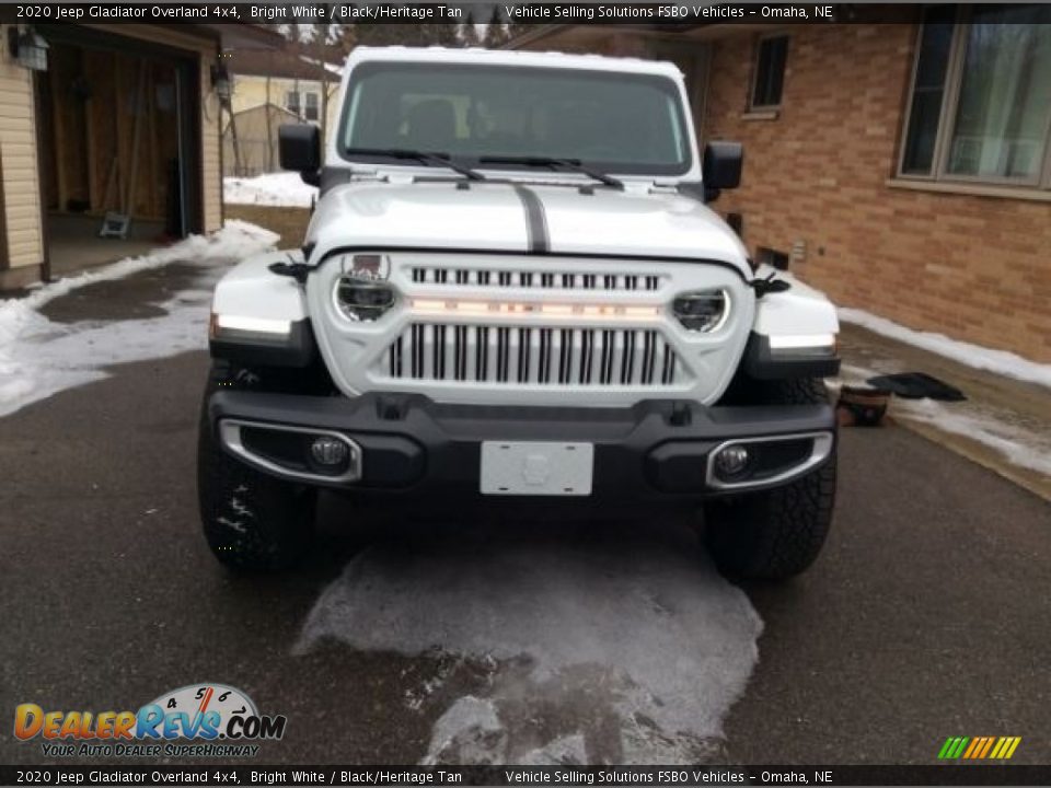 2020 Jeep Gladiator Overland 4x4 Bright White / Black/Heritage Tan Photo #2