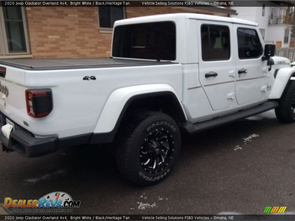 2020 Jeep Gladiator Overland 4x4 Bright White / Black/Heritage Tan Photo #5