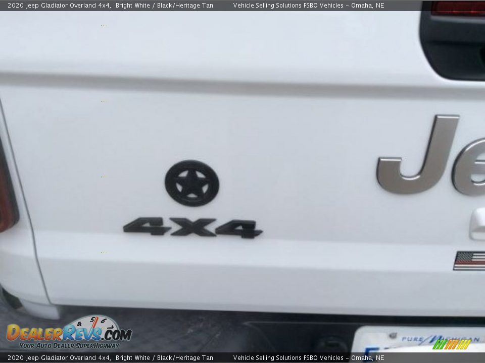 2020 Jeep Gladiator Overland 4x4 Bright White / Black/Heritage Tan Photo #15