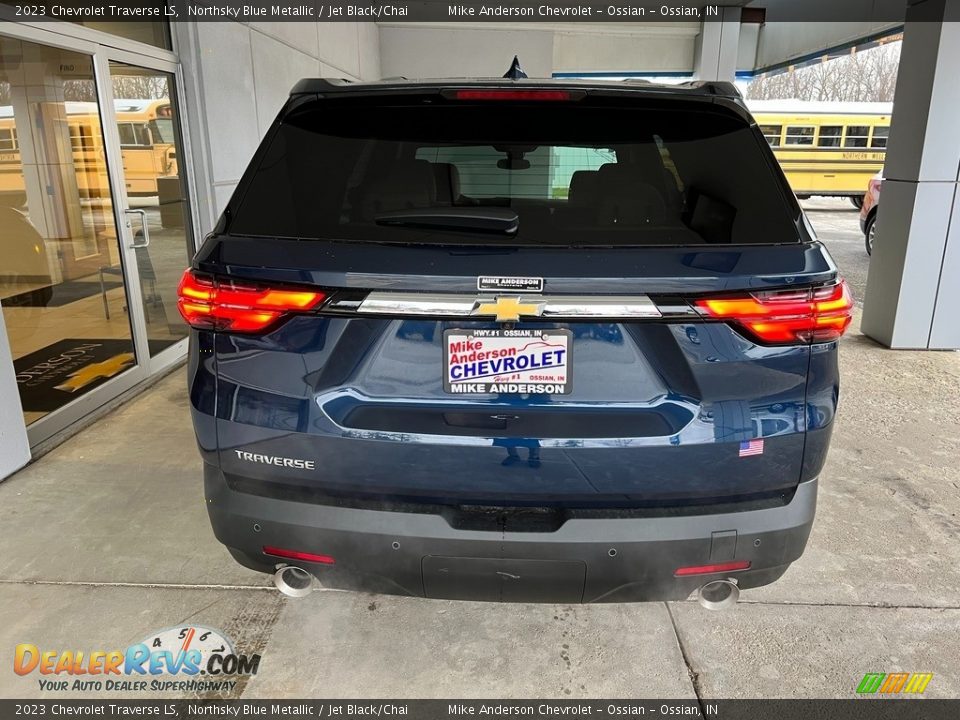 2023 Chevrolet Traverse LS Northsky Blue Metallic / Jet Black/Chai Photo #8