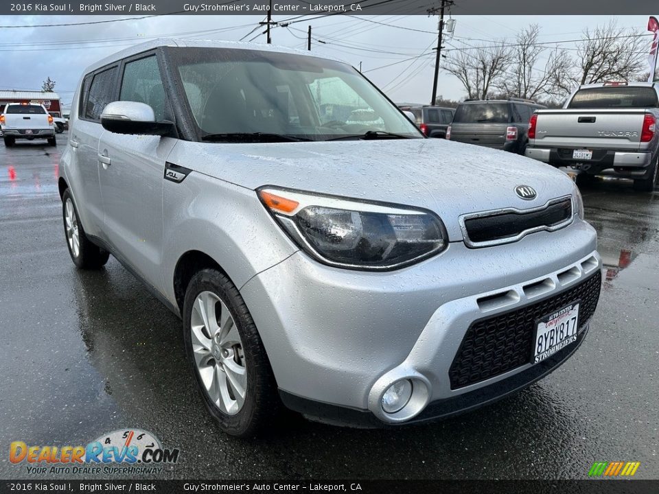 2016 Kia Soul ! Bright Silver / Black Photo #1