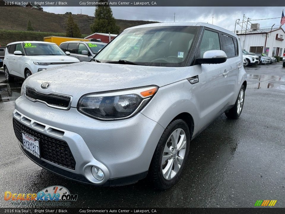 2016 Kia Soul ! Bright Silver / Black Photo #3