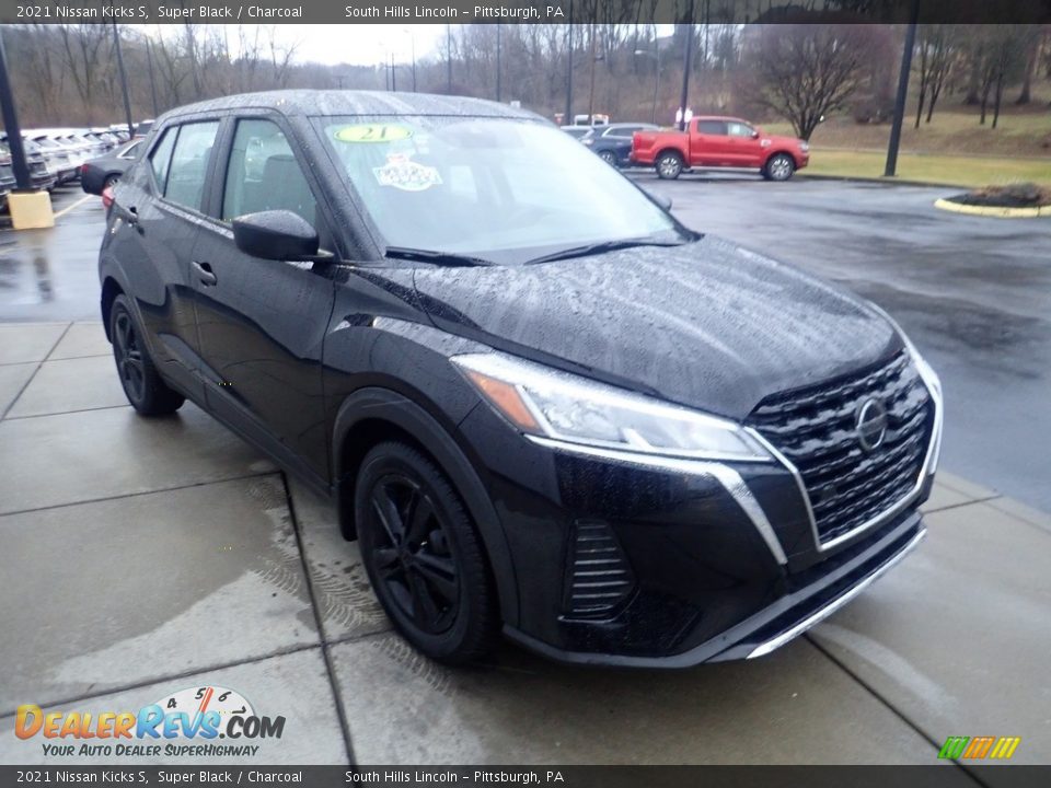 2021 Nissan Kicks S Super Black / Charcoal Photo #8