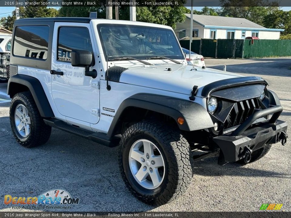 2016 Jeep Wrangler Sport 4x4 Bright White / Black Photo #1