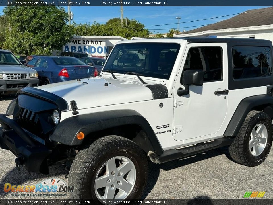 2016 Jeep Wrangler Sport 4x4 Bright White / Black Photo #3