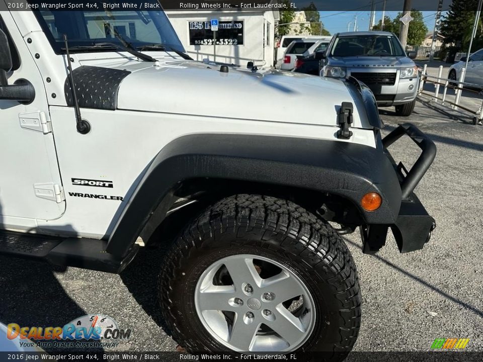 2016 Jeep Wrangler Sport 4x4 Bright White / Black Photo #10