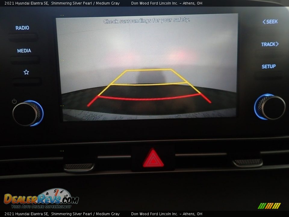 2021 Hyundai Elantra SE Shimmering Silver Pearl / Medium Gray Photo #2