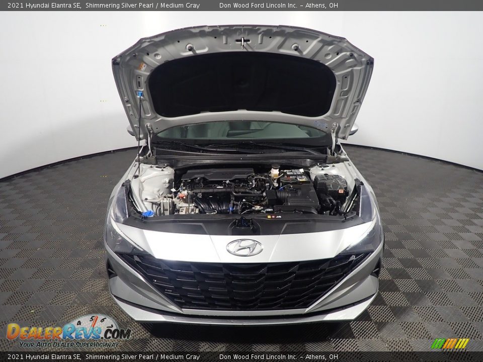 2021 Hyundai Elantra SE Shimmering Silver Pearl / Medium Gray Photo #6