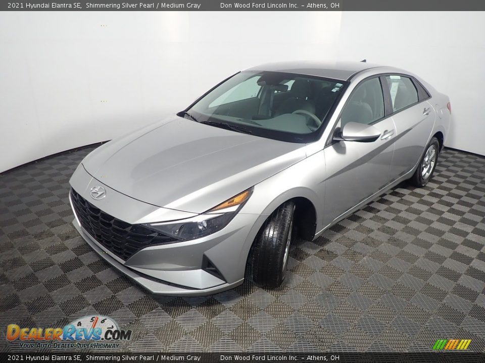 Shimmering Silver Pearl 2021 Hyundai Elantra SE Photo #9