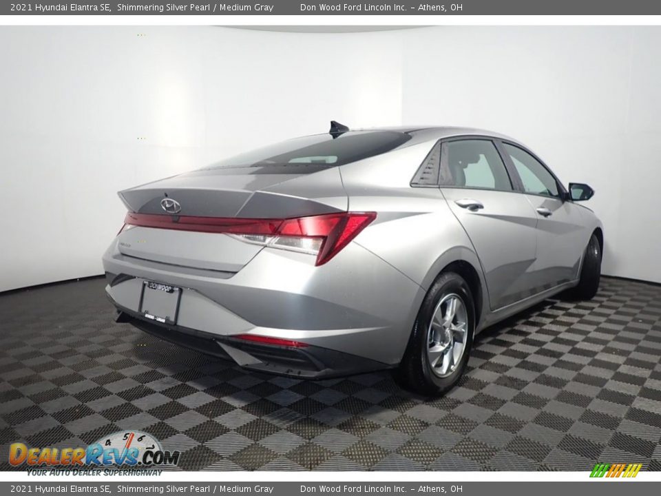 2021 Hyundai Elantra SE Shimmering Silver Pearl / Medium Gray Photo #16