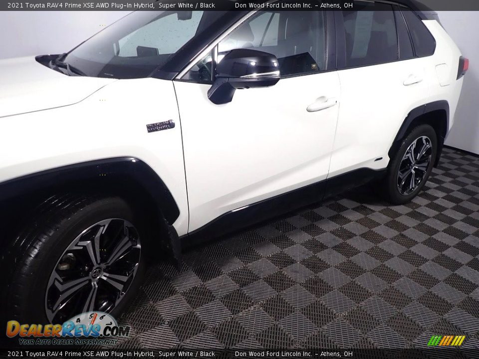 2021 Toyota RAV4 Prime XSE AWD Plug-In Hybrid Super White / Black Photo #12