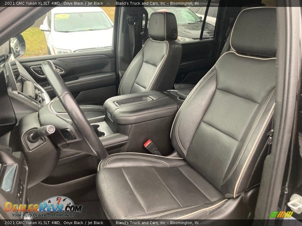 Front Seat of 2021 GMC Yukon XL SLT 4WD Photo #11