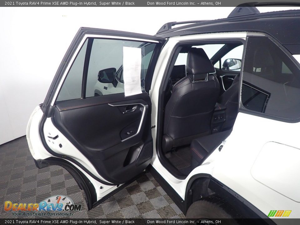 Door Panel of 2021 Toyota RAV4 Prime XSE AWD Plug-In Hybrid Photo #35