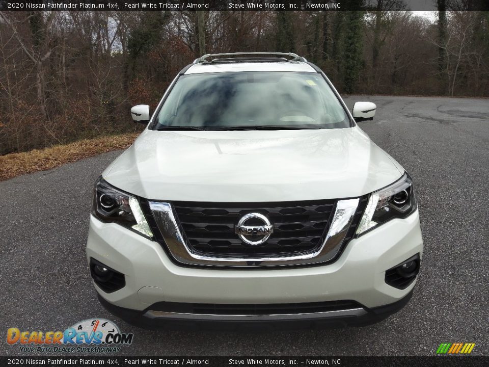 2020 Nissan Pathfinder Platinum 4x4 Pearl White Tricoat / Almond Photo #4