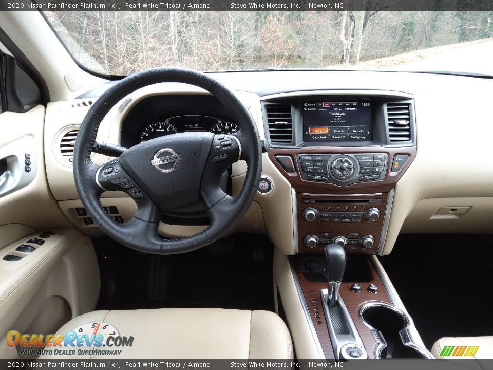 Dashboard of 2020 Nissan Pathfinder Platinum 4x4 Photo #21