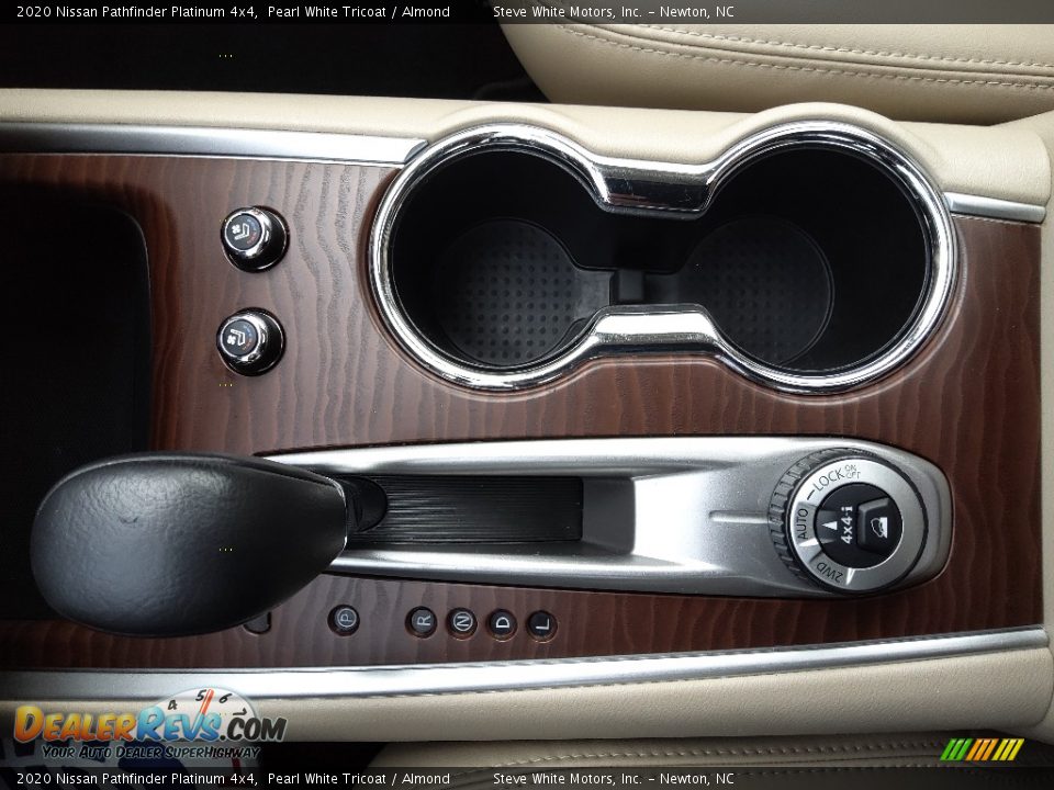 2020 Nissan Pathfinder Platinum 4x4 Shifter Photo #32