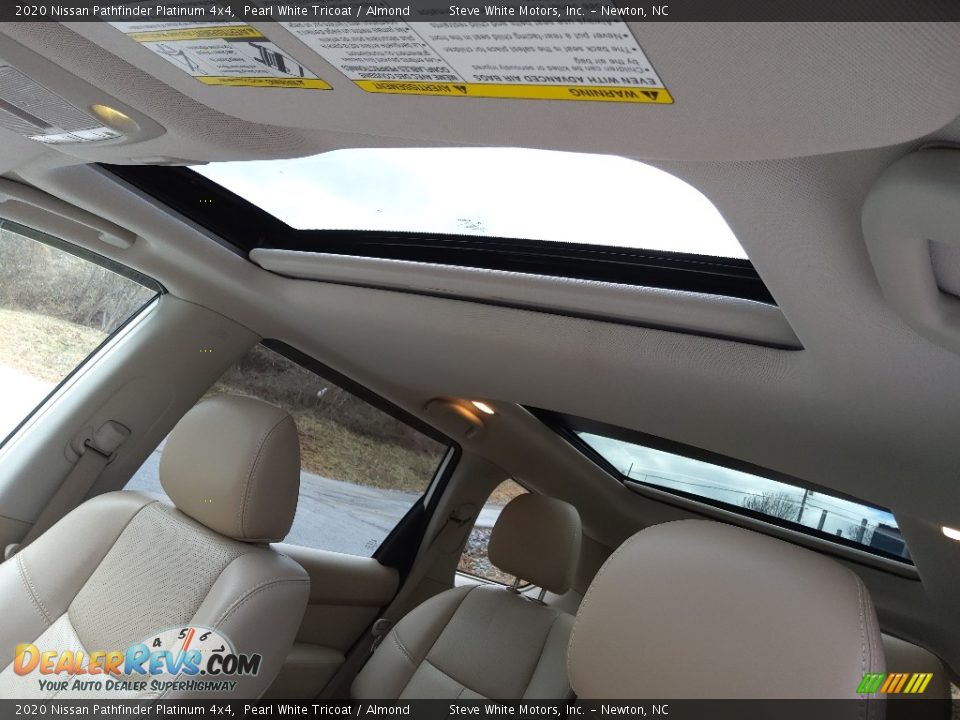 Sunroof of 2020 Nissan Pathfinder Platinum 4x4 Photo #33